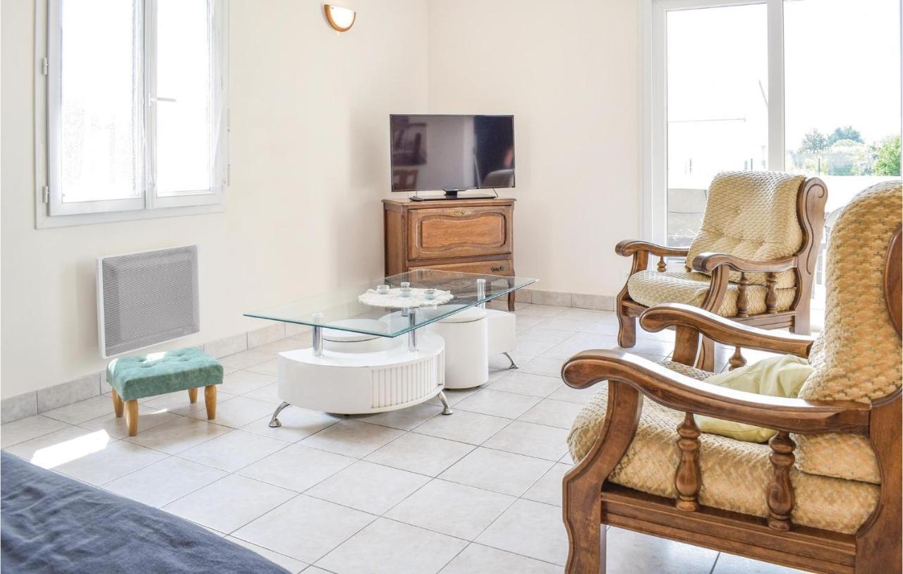 Stunning Home In St, Marcouf De Lisle With Wifi Saint-Marcouf Eksteriør billede