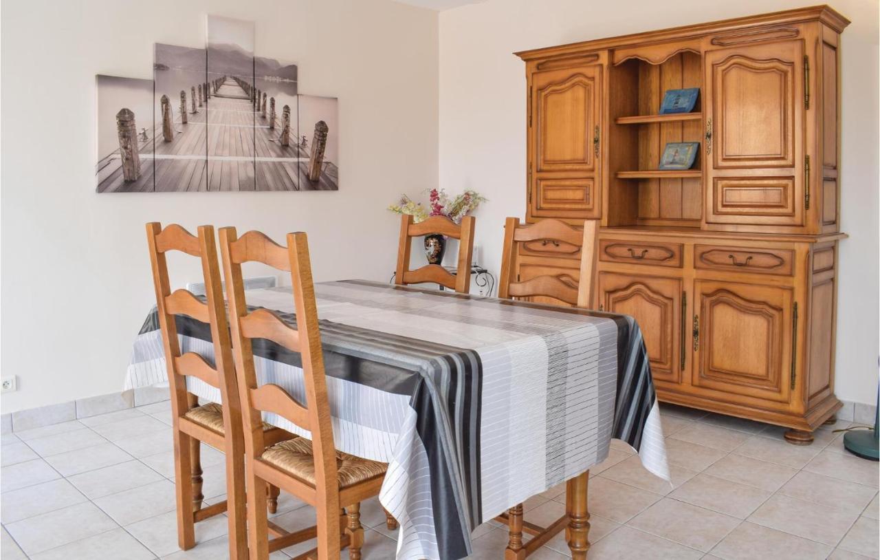 Stunning Home In St, Marcouf De Lisle With Wifi Saint-Marcouf Eksteriør billede